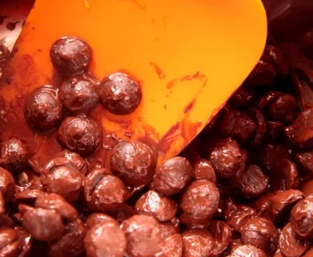 How to melt chocolate chips in the microwave